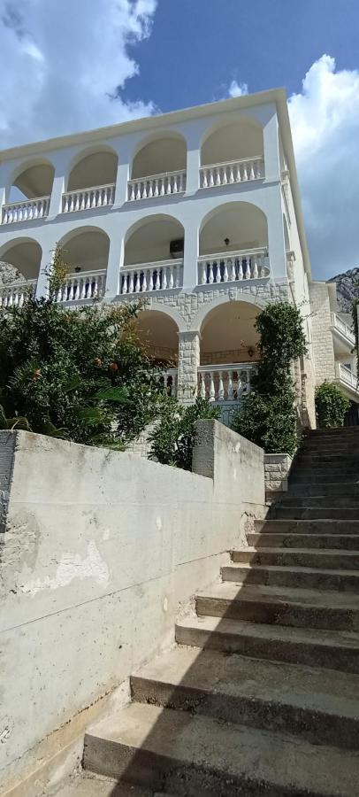 Apartman Horizont Apartment Omis Exterior photo