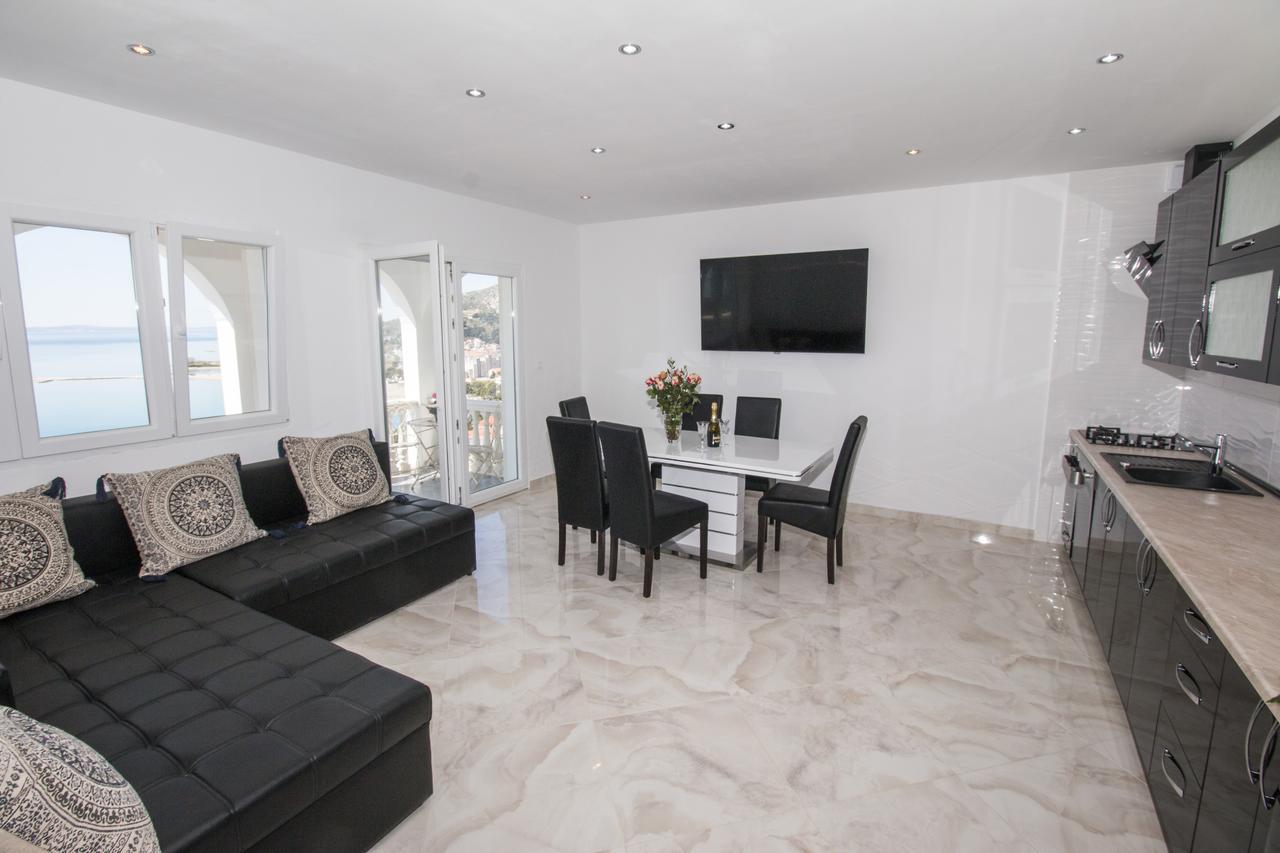 Apartman Horizont Apartment Omis Exterior photo