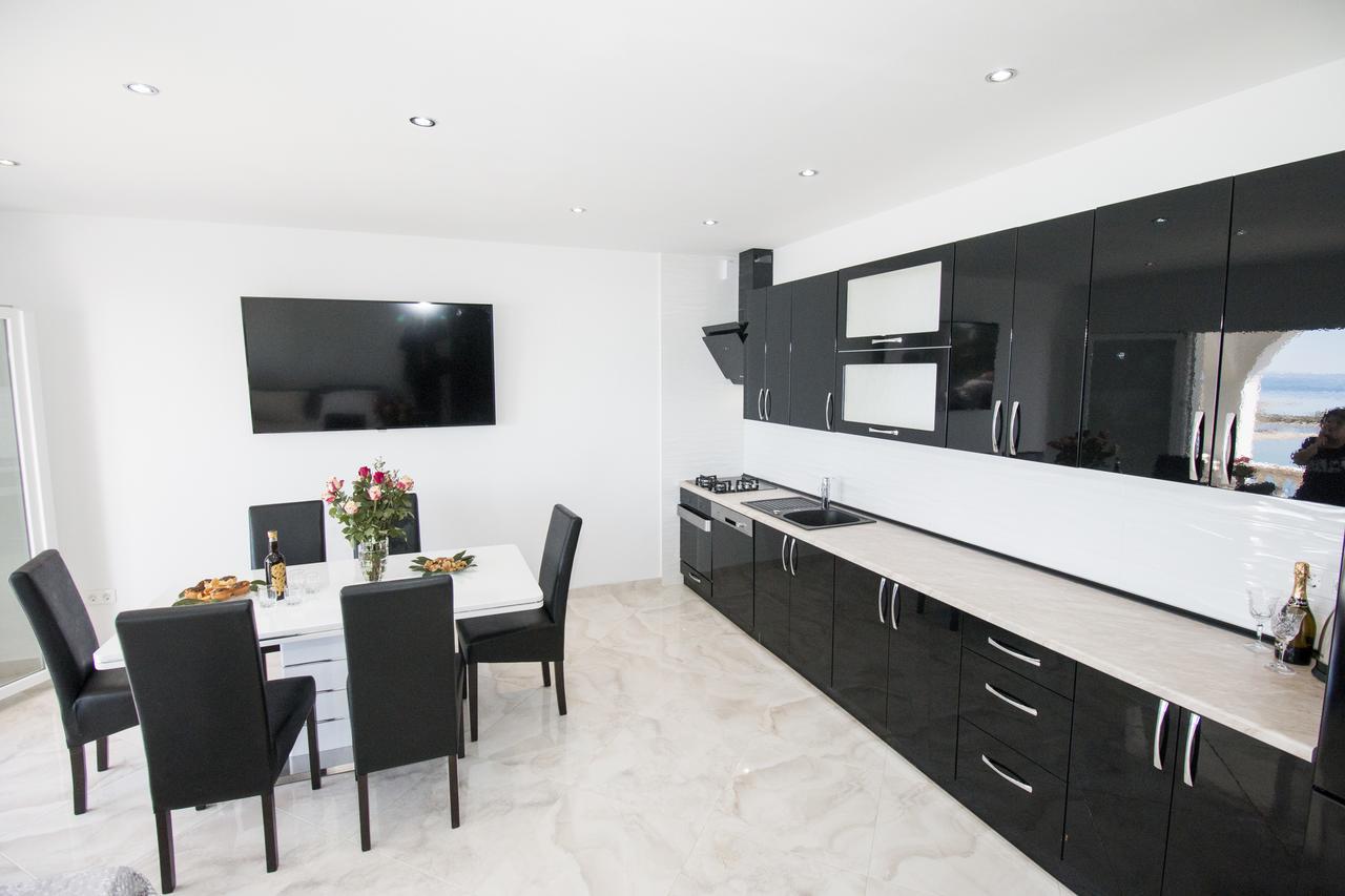 Apartman Horizont Apartment Omis Exterior photo