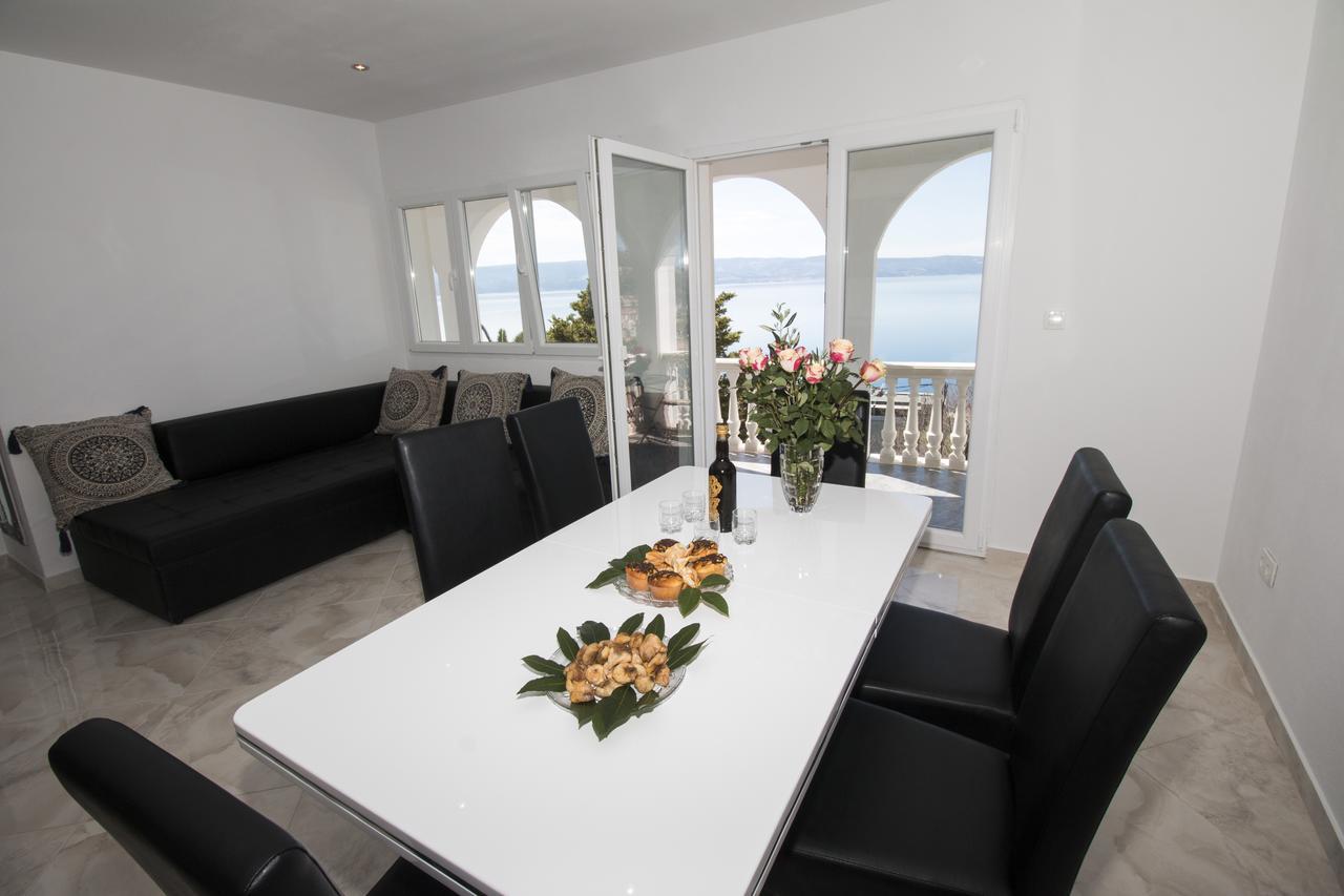 Apartman Horizont Apartment Omis Exterior photo